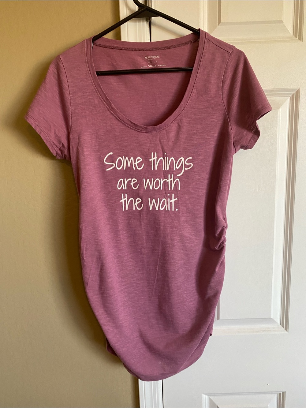 Motherhood Maternity “Some Things Are Worth the Wait” Graphic Tee Medium